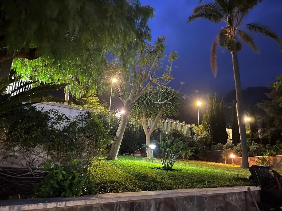 Stanza Privata Villa Aileen Macari Guest house