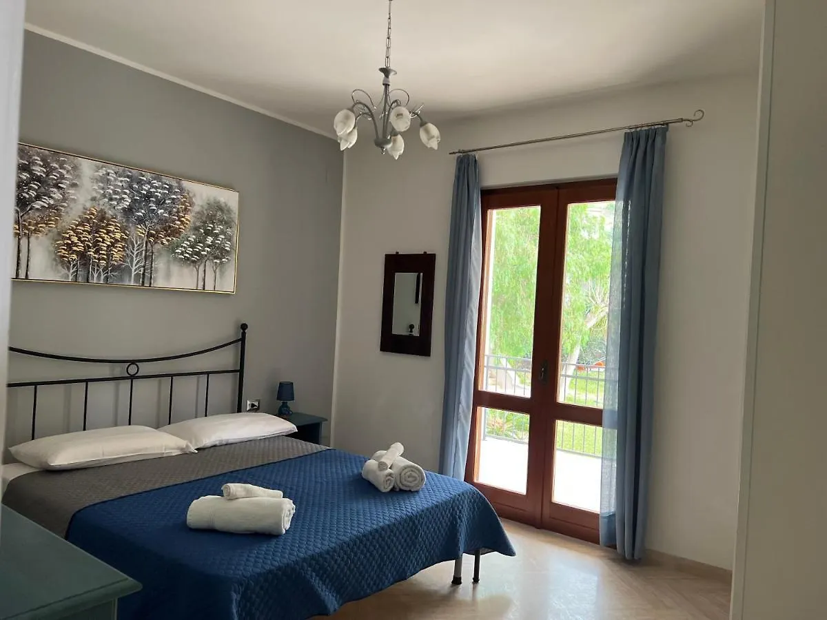 Stanza Privata Villa Aileen Macari